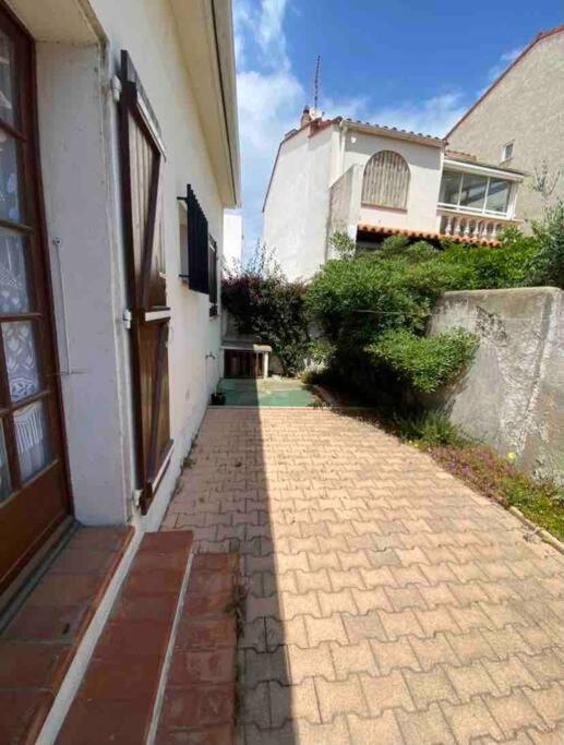 Maison Proche Plage Canet-en-Roussillon Exterior photo